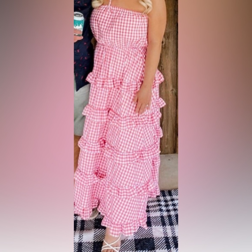 Red & white gingham checkered strapless dress 👗 Sz M/L